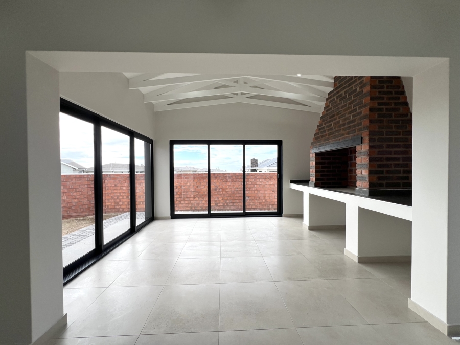 3 Bedroom Property for Sale in Fountains Estate Eastern Cape